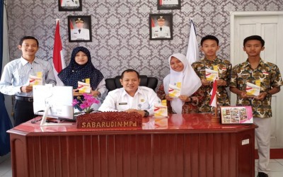 Guru dan Siswa Inspiratif SMAN 1 Manggar 2019